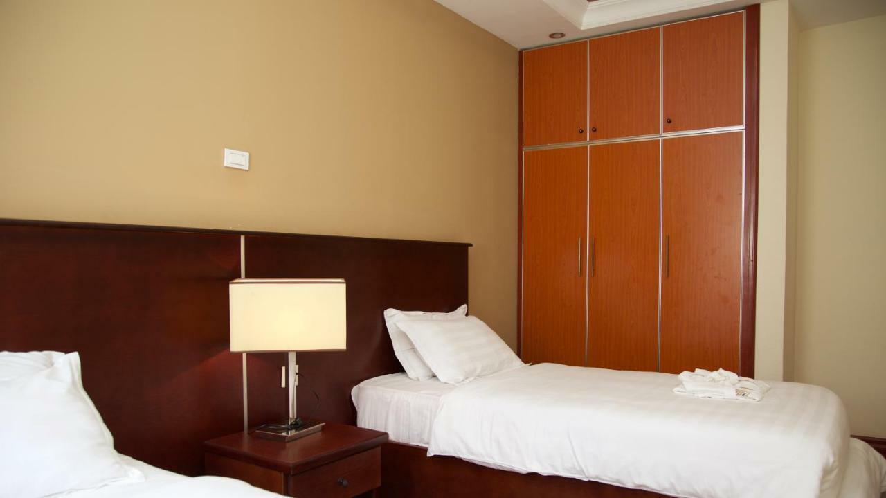 Yinm Furnished Apartment アジス・アベバ エクステリア 写真