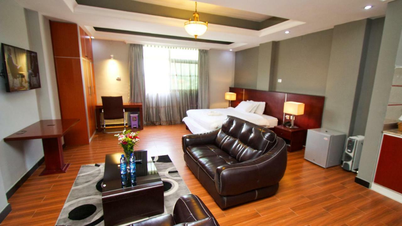 Yinm Furnished Apartment アジス・アベバ エクステリア 写真