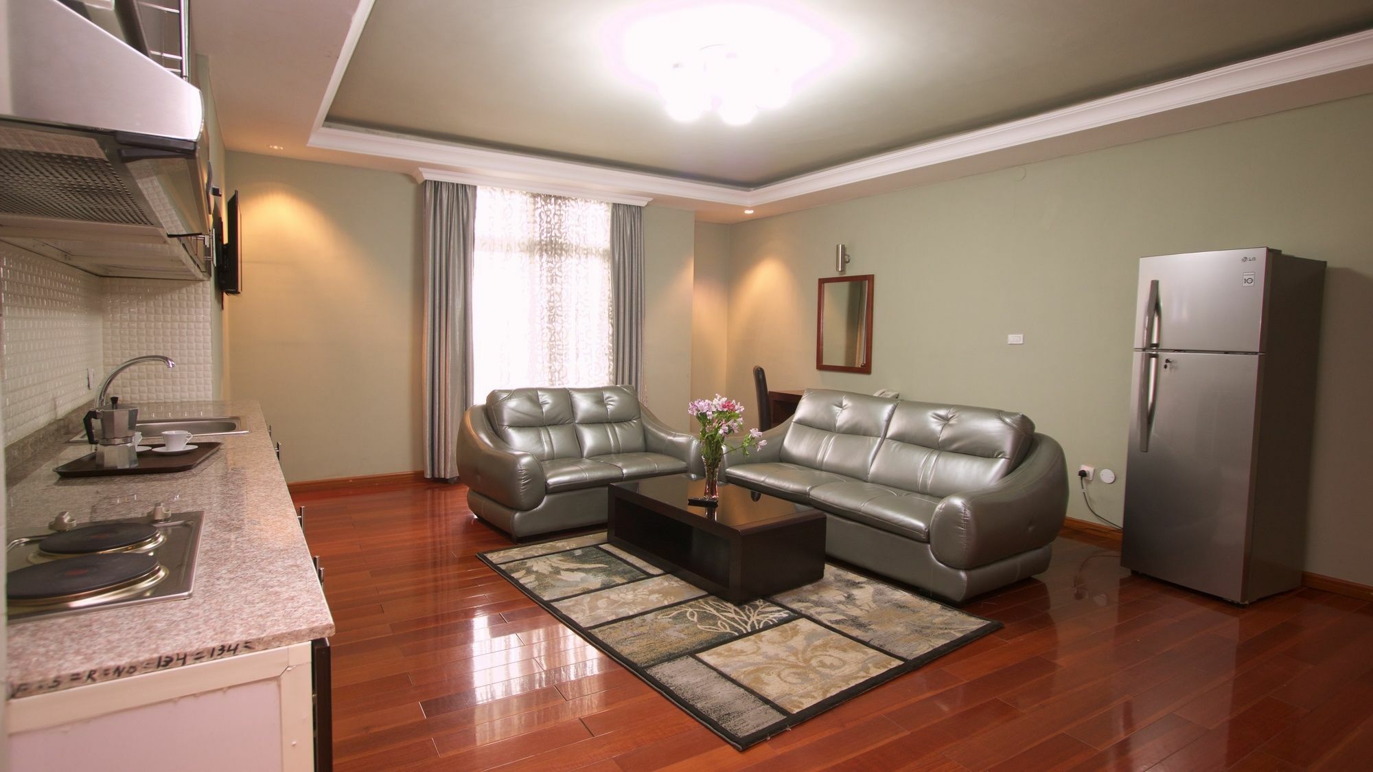 Yinm Furnished Apartment アジス・アベバ エクステリア 写真