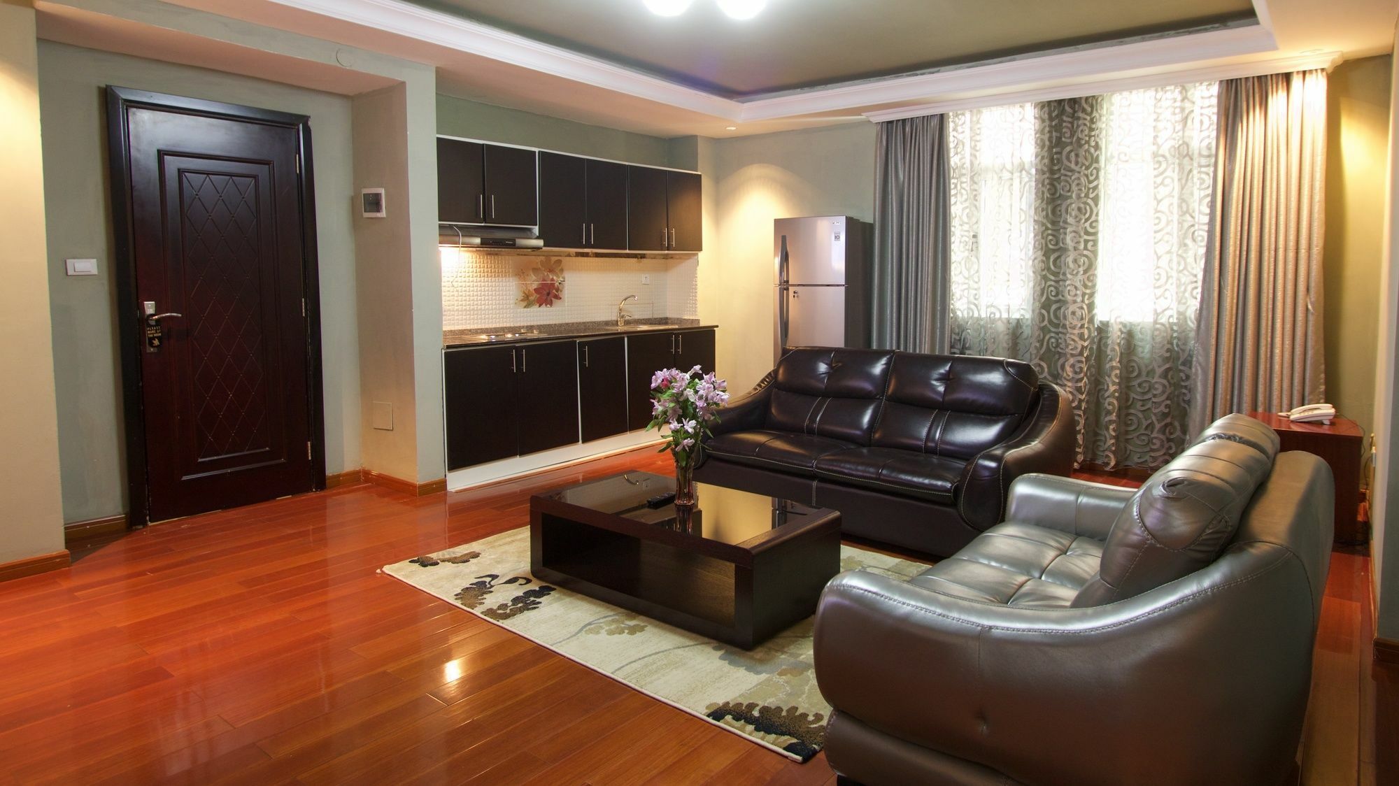 Yinm Furnished Apartment アジス・アベバ エクステリア 写真